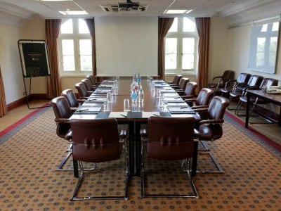 Hotel Oakley Court