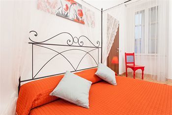 Bed & Breakfast Meltin' Rome Guesthouse