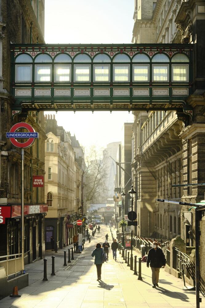 Amba Hotel Charing Cross