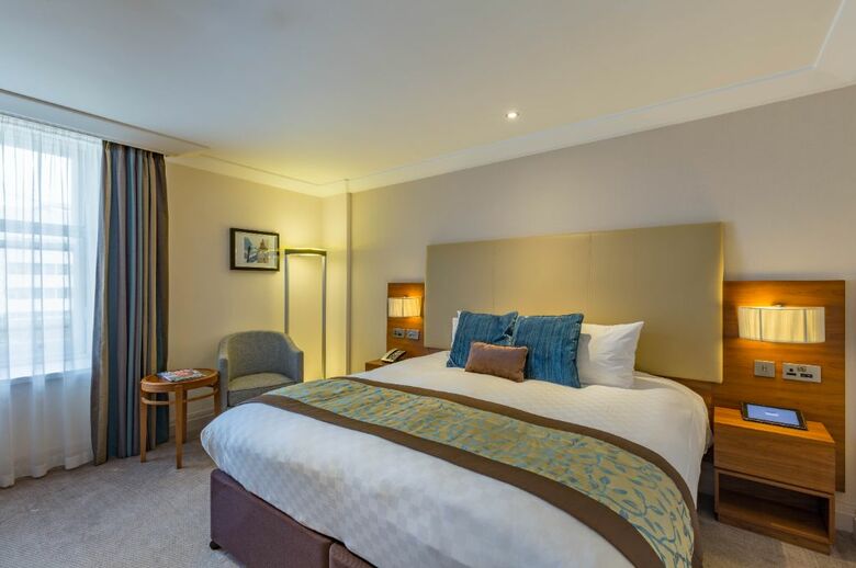 Amba Hotel Charing Cross