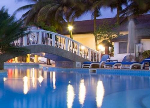 La Palm Royal Beach Hotel