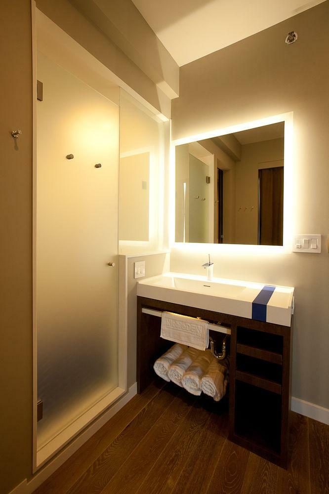 Nobleden Hotel
