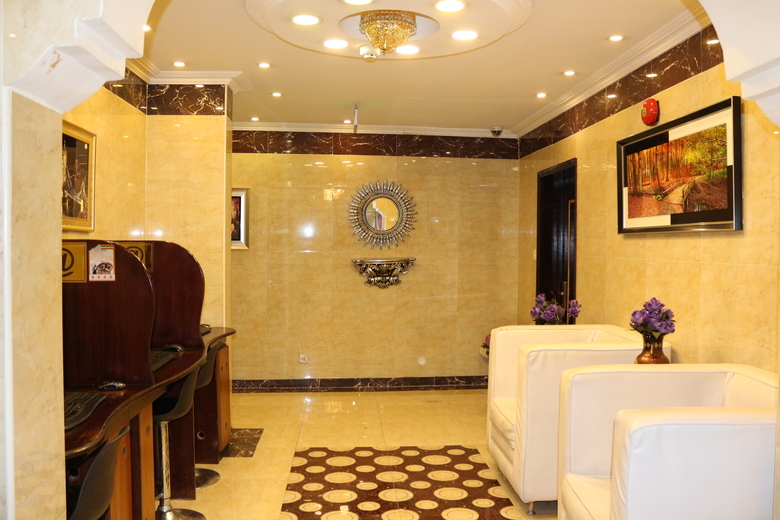 Grand Sina Hotel