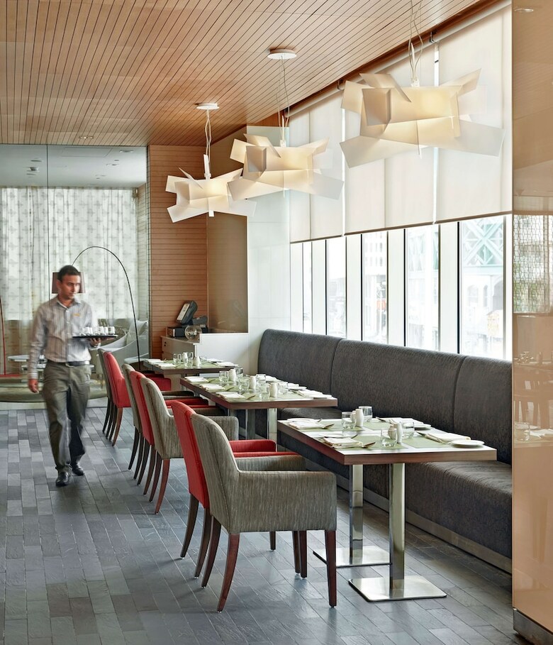 Hotel Hyatt Place Dubai Baniyas Square