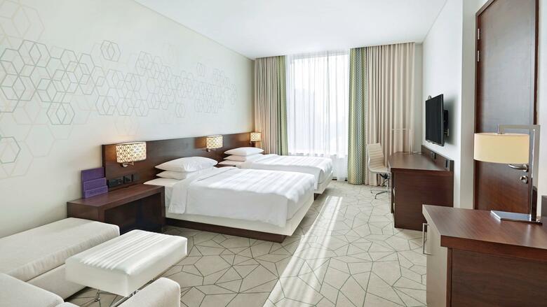 Hotel Hyatt Place Dubai Baniyas Square