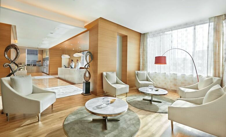 Hotel Hyatt Place Dubai Baniyas Square