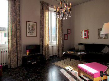 Florence Apartments Tuscan Feeling