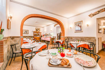 Hostal Hotel Arno Bellariva
