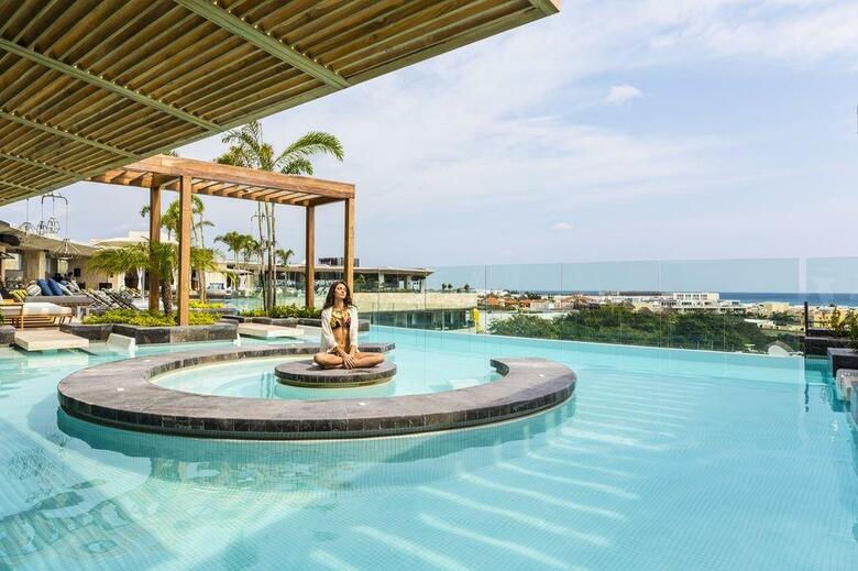 Hotel Thompson Playa Del Carmen