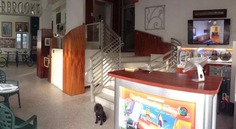Aparthotel Sherbrooke All Suites Hotel