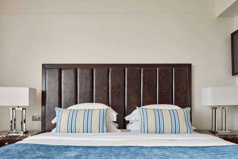 Hotel Grecian Bay