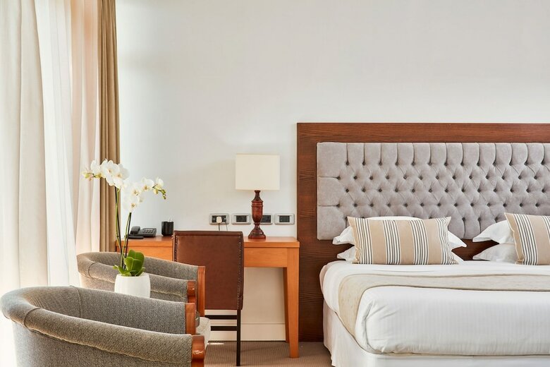 Hotel Grecian Bay
