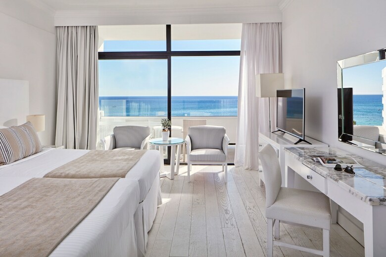 Hotel Grecian Bay