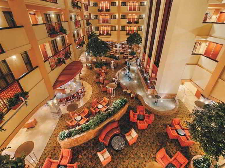Hotel Embassy Suites San Marcos