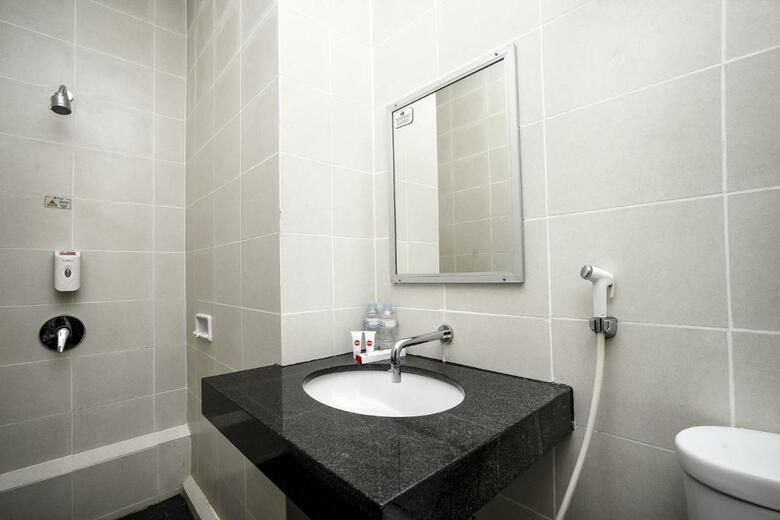 Hotel Grand Kartika