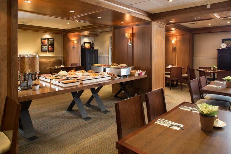 Hotel Banff Aspen Lodge
