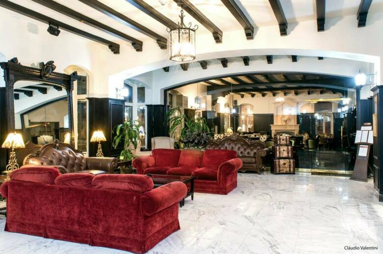Clarendon Hotel