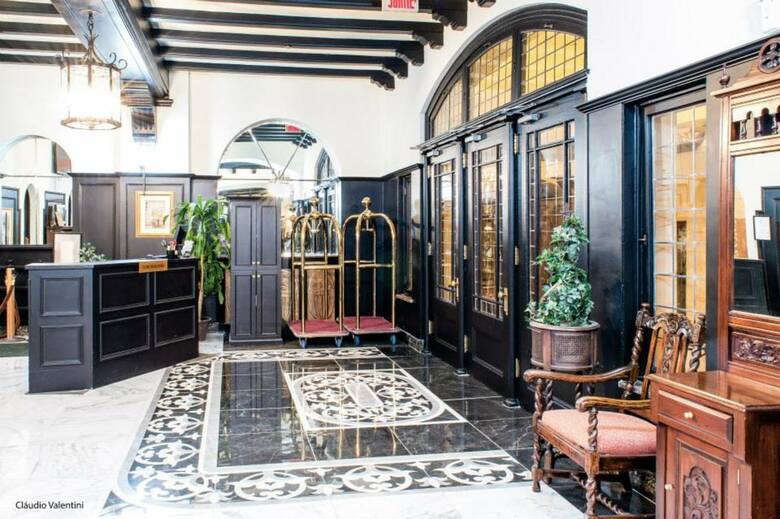 Clarendon Hotel