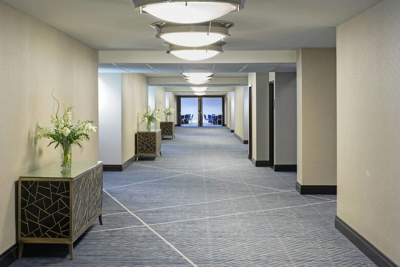 Hotel Sheraton Norfolk Waterside