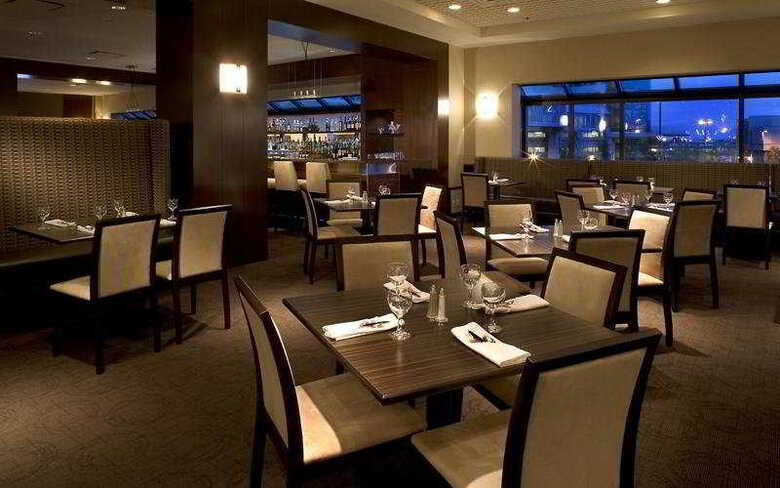 Hotel Delta Calgary Airport
