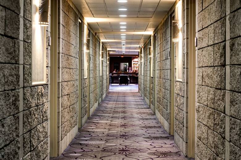 Hotel Executive Royal Inn North Calgary