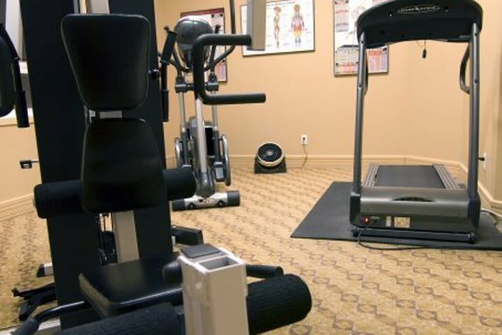 Hotel Executive Royal Inn North Calgary