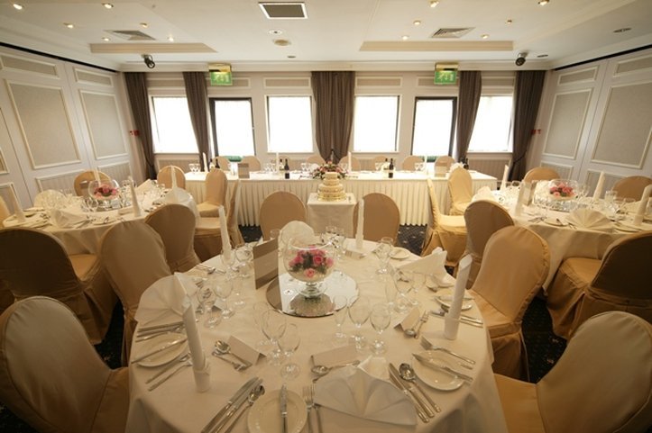 Hotel Mercure Livingston
