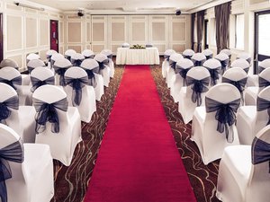 Hotel Mercure Livingston