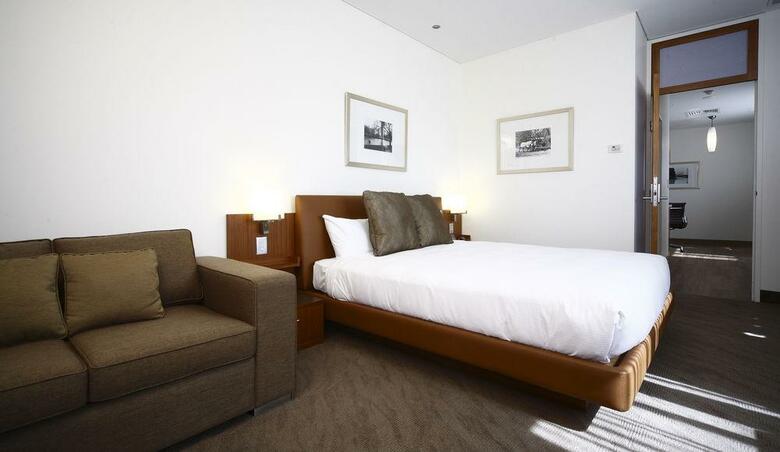 Hotel Novotel Canberra