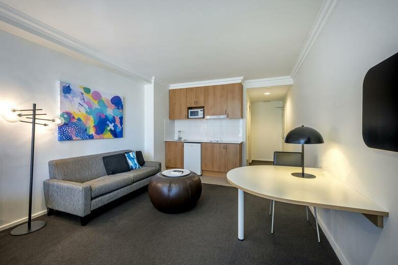Hotel Mantra On Murray