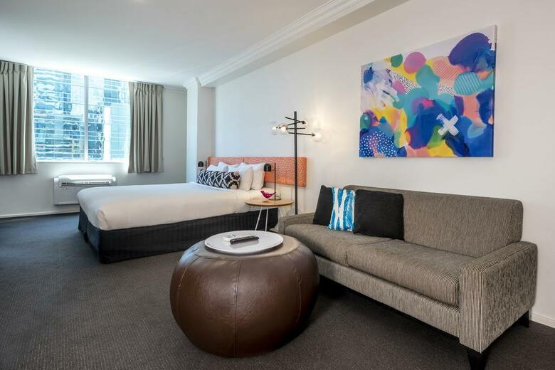 Hotel Mantra On Murray