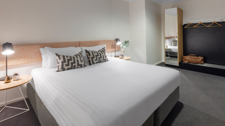 Hotel Mantra On Murray