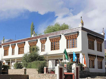 Hotel Mahay Palace