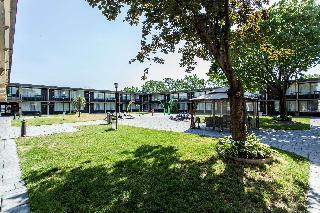Hotel Holiday Inn Montreal Airport