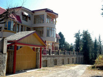 Bed & Breakfast Aapo Aap Home Stay
