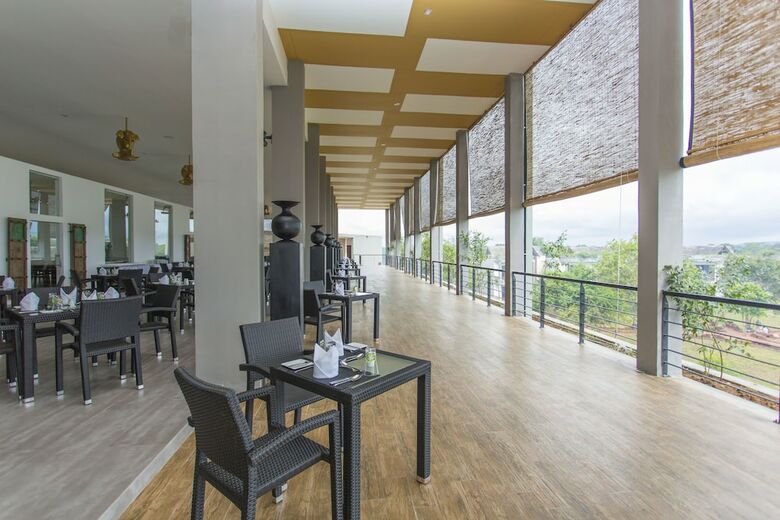 Hotel Aliya Resort & Spa