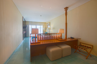 Hotel Sadara Boutique Beach Resort