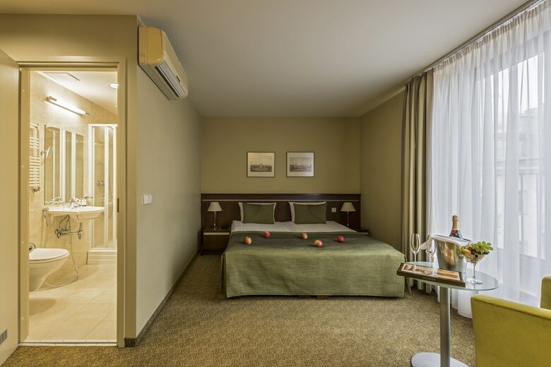 Hotel Congress