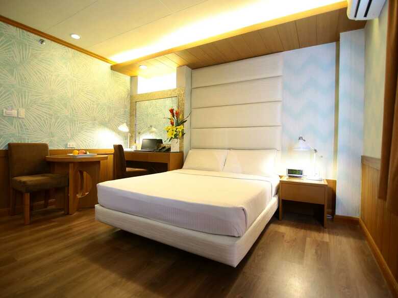 Best Western Hotel La Corona Manila