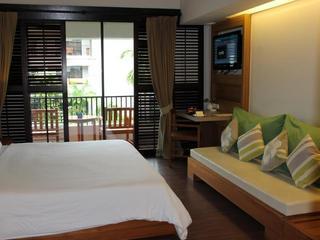 Hotel Banthai Beach Resort And Spa
