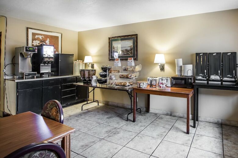 Hotel Econo Lodge Downtown