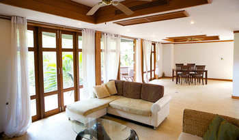 Hotel Nantra Thongson Bay Resort & Villas