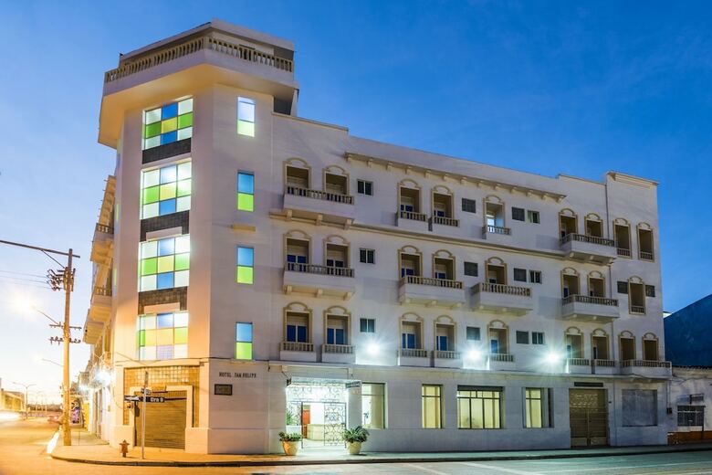 Hotel Dorado Plaza Centro Hist�rico