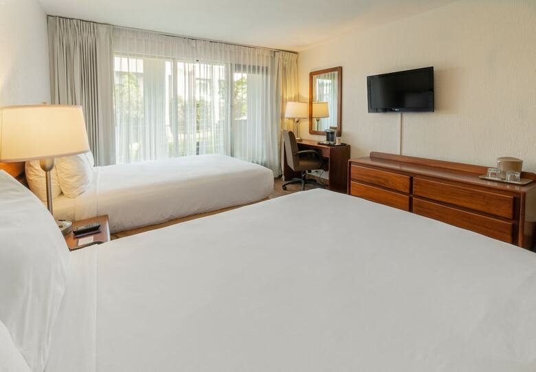 Best Western Irazu Hotel & Casino
