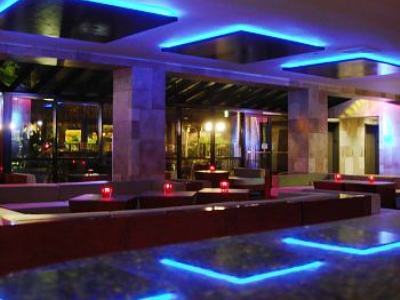 Menage Hotel