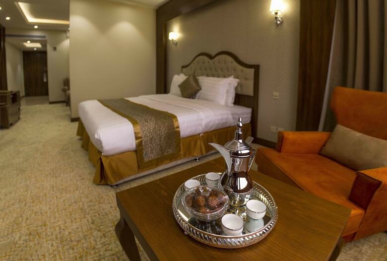 Hotel Al Borg Al Watheer