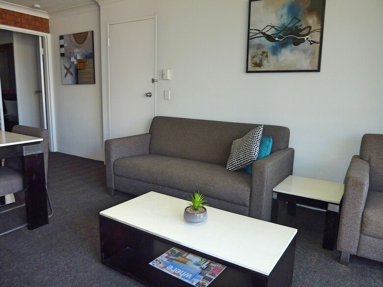 Jadran Motel & El Jays Holiday Lodge