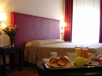 Albergue Target Inn Rome