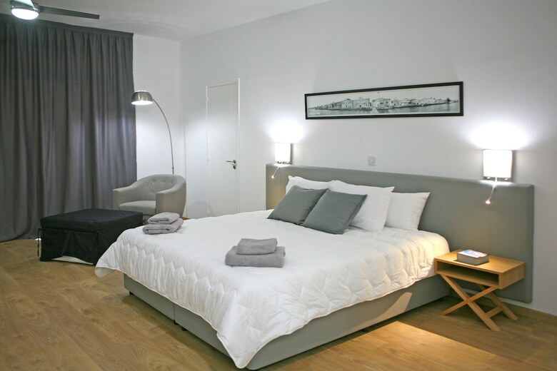 Corina Apartments