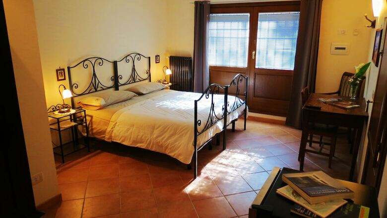 Bed & Breakfast La Valle Dei Casali